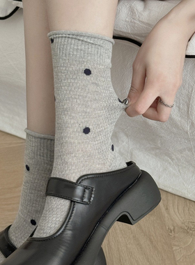 一整个甜酷少女的感jio！！灰色波点好高级啊啊～很薄很软不勒脚