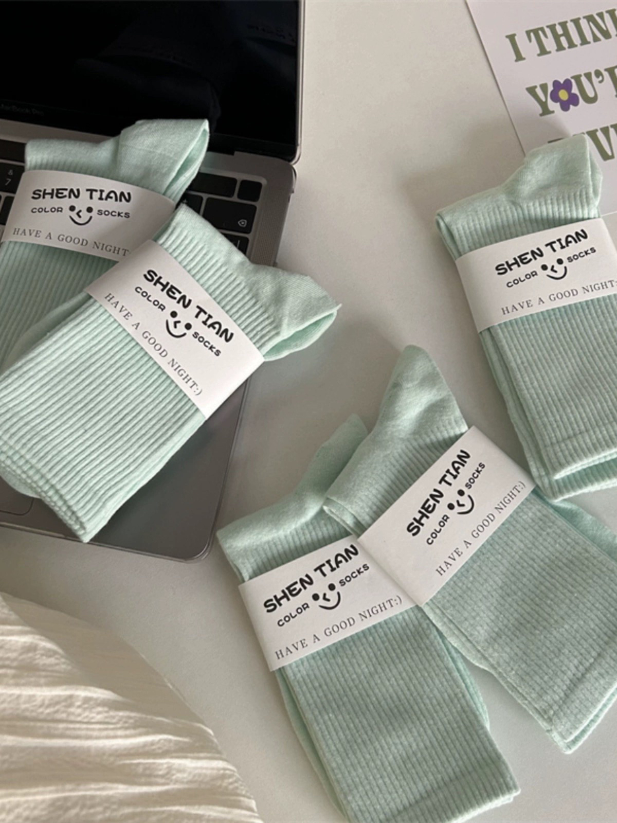 薄荷曼波！当然是薄荷味的夏天啦～奶油绿袜子女薄荷绿色中筒袜