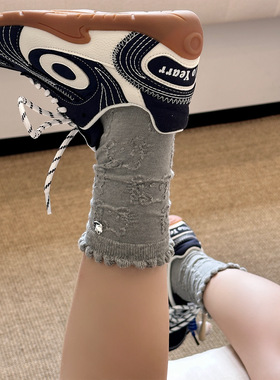 救命！谁懂kitty猫脑袋的狂喜！灰色浮雕kitty图案我直接爱住了！