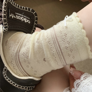 感觉 镂空蝴蝶结薄袜子好有夏天 韩系博主百搭单品 黄油奶糖