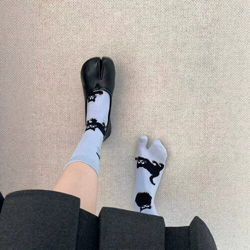 秋季新款撞色二趾中筒可爱堆堆袜