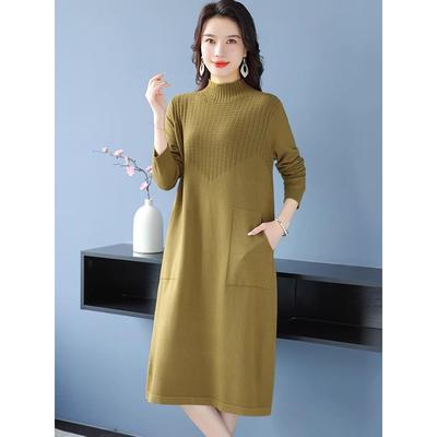配大衣的内搭连衣裙冬季新款长款过膝毛衣裙大码显瘦遮肚打底裙子