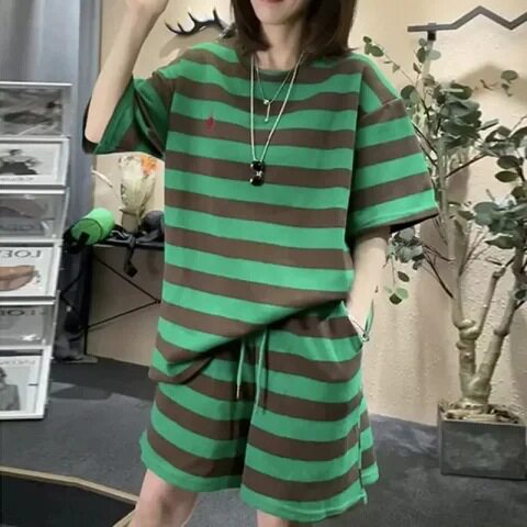 胖东来条纹短袖t恤套装女2026夏季新款宽松显瘦大码阔腿短裤两件