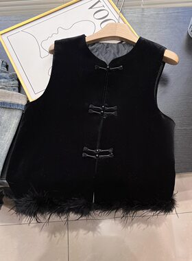 胖东来春季黑色丝绒夹棉马甲女新中式盘扣鸵鸟毛改良唐装短款外穿