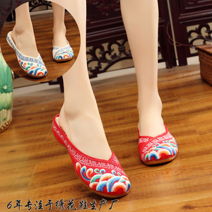 老北京拖鞋女牛筋底绣花坡跟民族风休闲布鞋广场舞鞋女时尚拖鞋