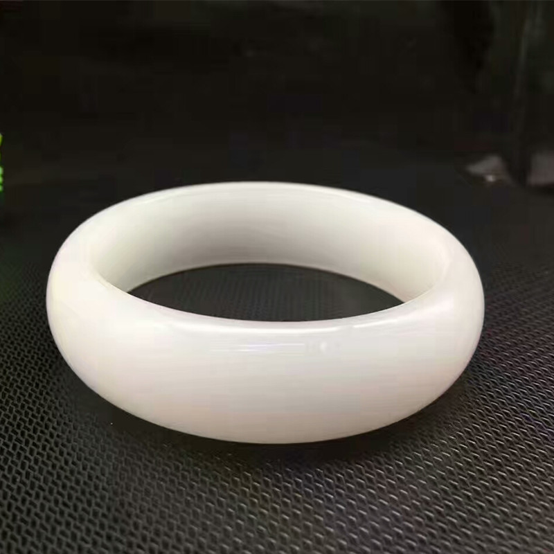 正品羊脂级士款直播和田玉手镯