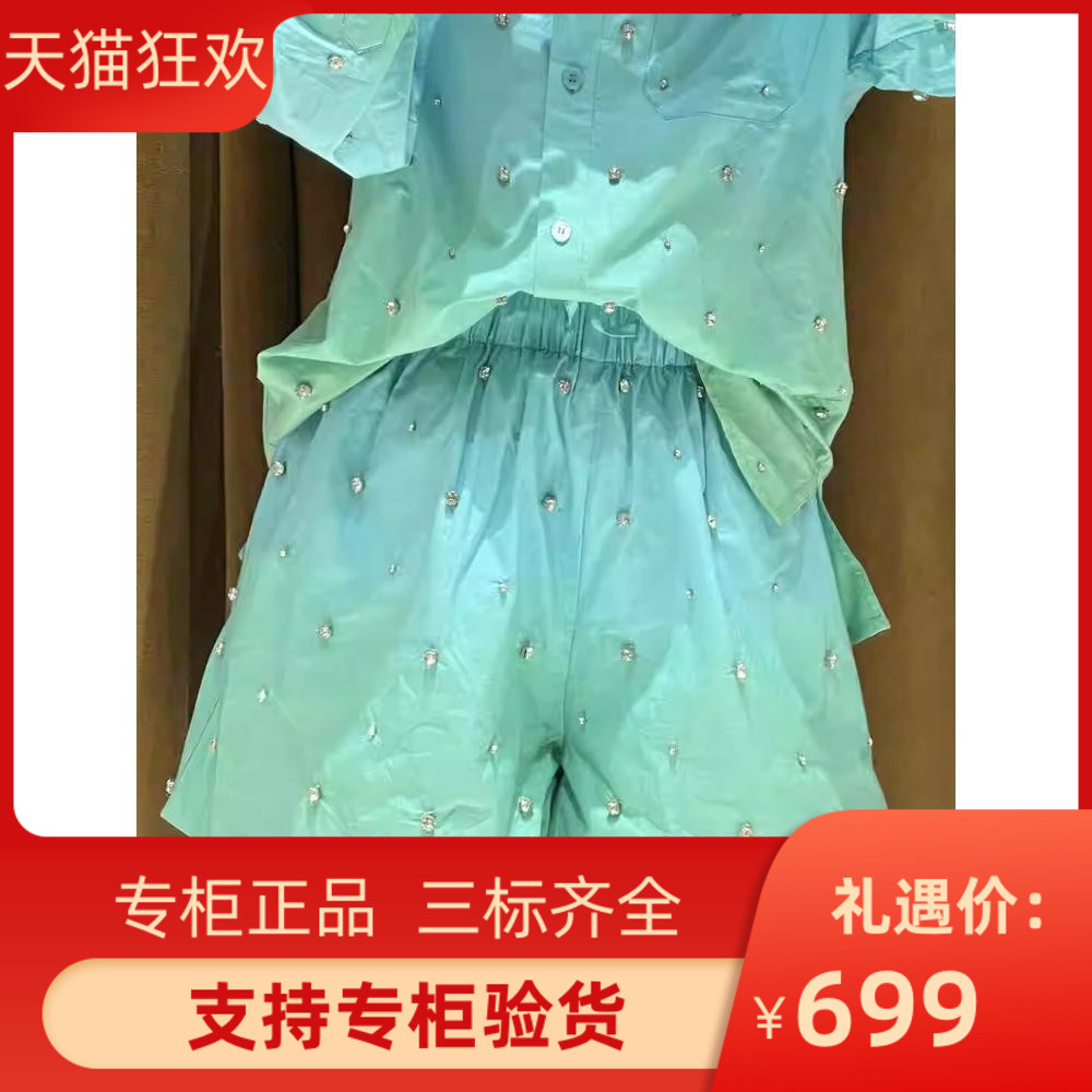 2024春夏新款女装设计感钻
