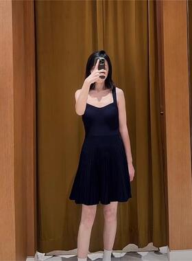 maSande2025秋冬新款女装法式A字版型百褶修身针织吊带连衣裙SFPR