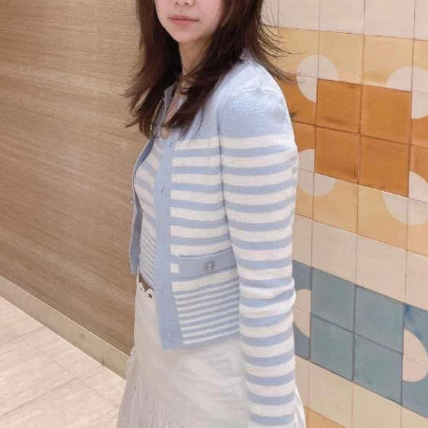 maSande2025春夏新款女浅春系穿搭天蓝色条纹针织开衫SFPCA01222