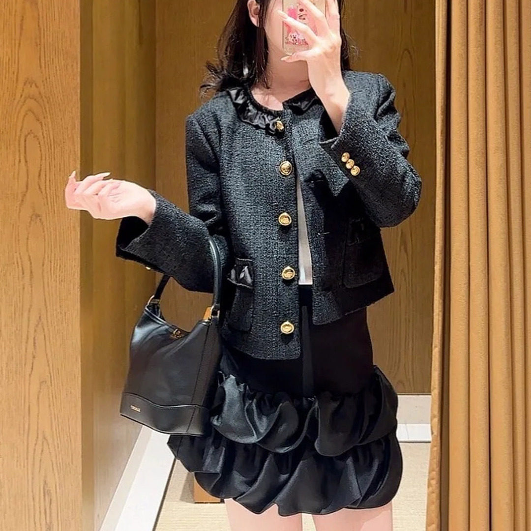 maSande2025秋冬新款女装法式气质木耳花边领圆领短款花呢外套SFP