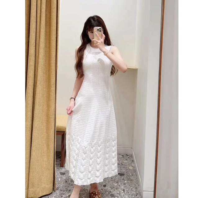 maSande2025春夏新款女装法式圆领无袖长款修身针织连衣裙MFPRO04