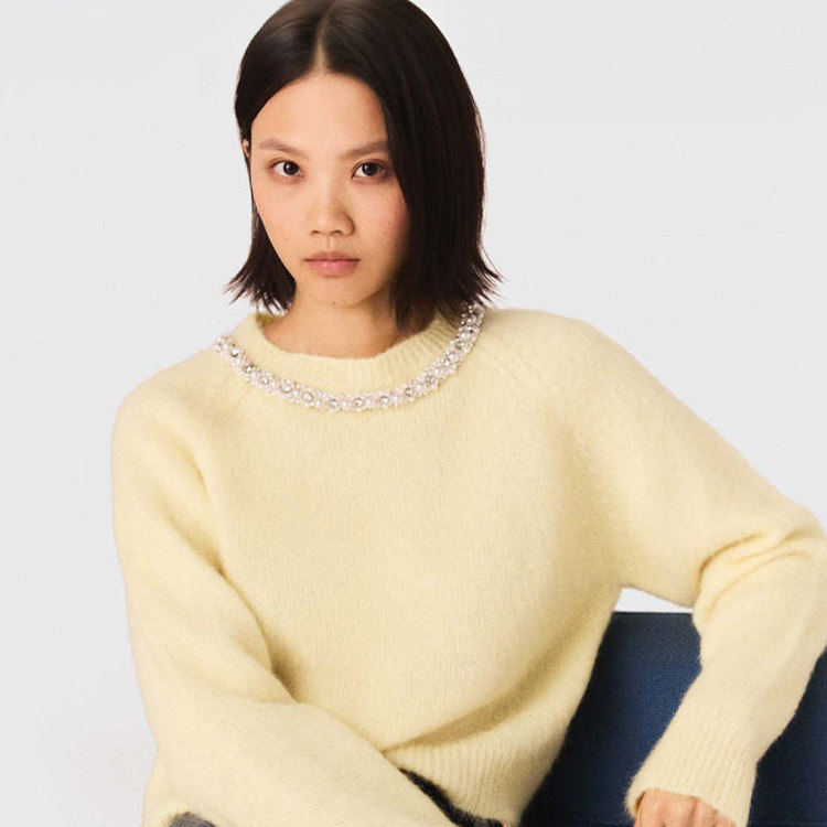 maSande包邮法国M家26春季女法式时尚淡黄色仿钻饰领口长袖套头针