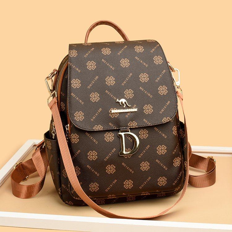 软皮真皮2026女士时尚双肩包新款轻便旅行背包百搭休闲大容量女包