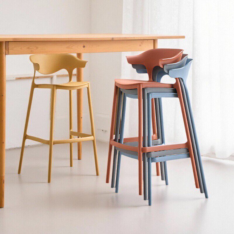 北欧吧台椅设计师现代简约轻奢塑料吧椅堆叠网红酒吧户外高脚凳子