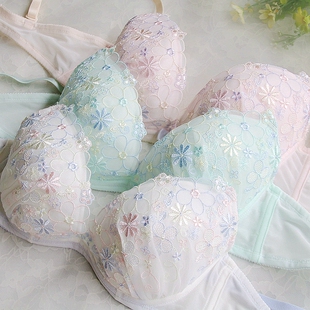 日单 少女低心位甜美薄棉杯单文胸65B70B70C 花芯