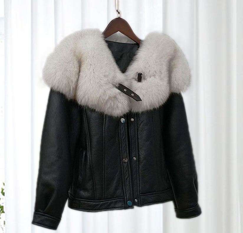 仓更鸟宽松通勤短款大毛领PU皮