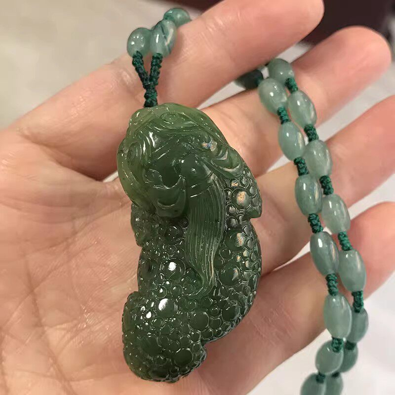 碧玉瑞兽金蟾招财挂件天然新疆和田玉貔貅吊坠男女士玉石皮丘项坠