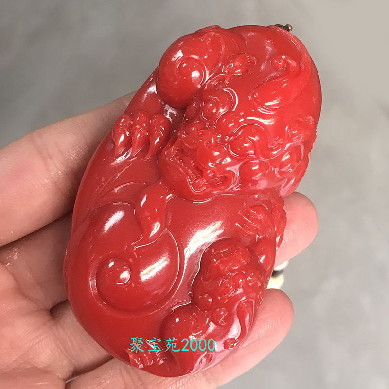 柿子红母子皮丘手玩件仿玛瑙招财神兽瑞兽把件南红玛瑙貔貅手把件