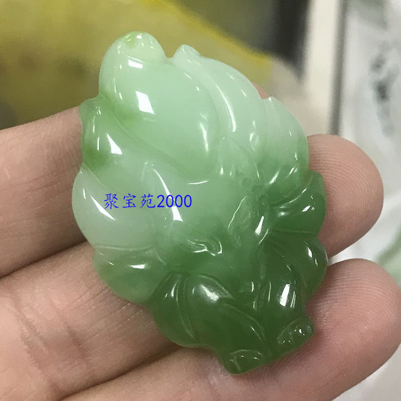 和田玉白玉带翠色九尾狐挂件男女招挑花仿玉石挂坠玉饰品狐狸吊坠