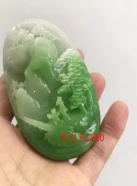 仿玉男女文玩玉石把玩件新疆和田玉白玉带翡翠色山水风景画手把件