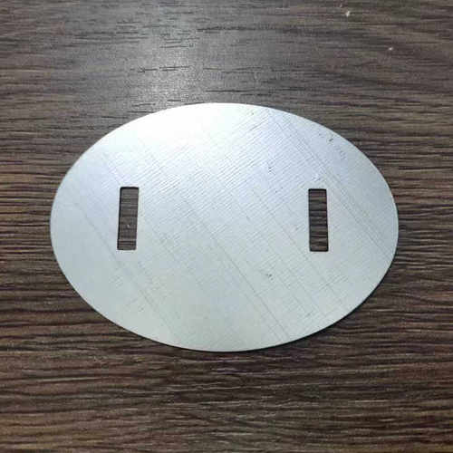椭圆形带孔铁片公仔站肩铁片箱包手袋铭牌配件固定后盖铁片镀锌