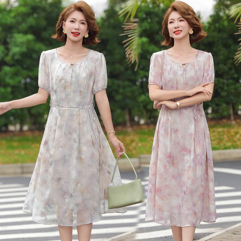 专柜中年妈妈短袖雪纺连衣裙女2026新款夏季时尚洋气裙子减龄夏装