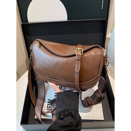 专柜品质高级感大容量2025新款时尚通勤单肩包包女复古小众百搭时