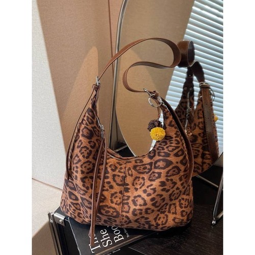 专柜品质复古超火豹纹腋下包时尚大容量托特包斜挎包女秋季新款时