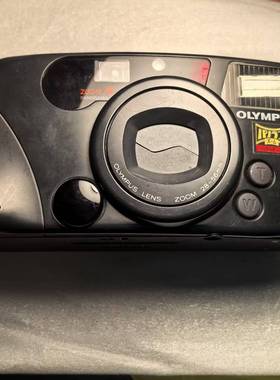 不闪光的Olympus IZM220全景变焦胶片相机，搭配28-56mm镜头