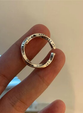 开口莫比乌斯环英文涂鸦食指戒