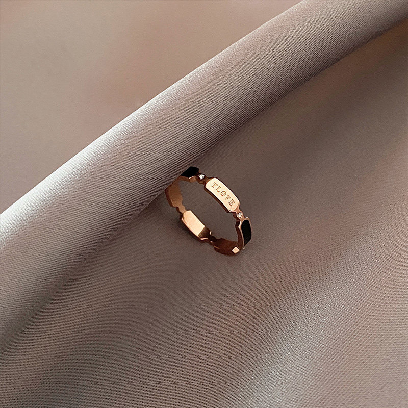 钛钢玫瑰金戒指女小众设计冷淡风ins潮轻奢时尚个性文化创意手环