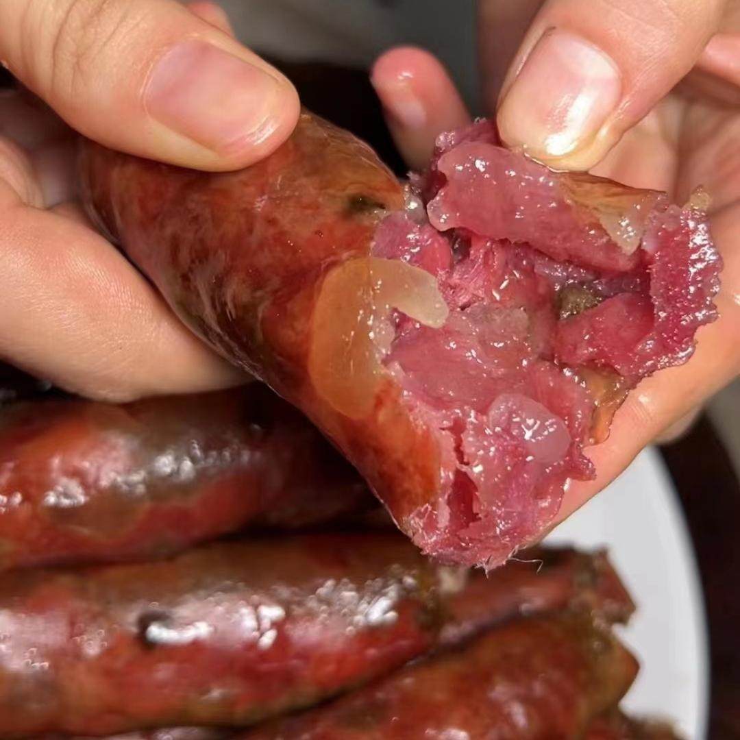 贵州味麻辣香肠烟熏腊肠纯猪肉原味甜肠500克农家土猪梅子纯肉肠