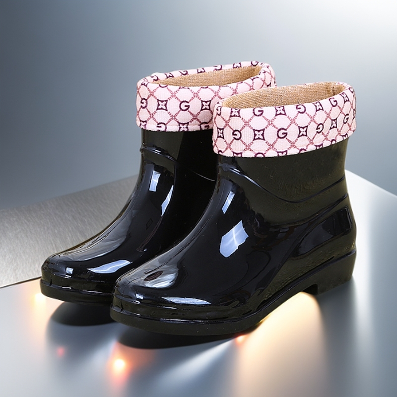 2025中帮雨鞋女加绒防水防滑