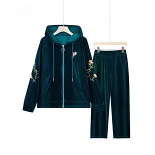 妈妈春装金丝绒套装中老年女装早春运动两件套春秋款洋气2025新款