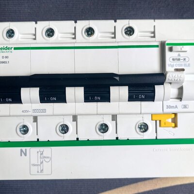 询价购-C120H D80A 4P+Vigi 30mA 数量5套可维修-