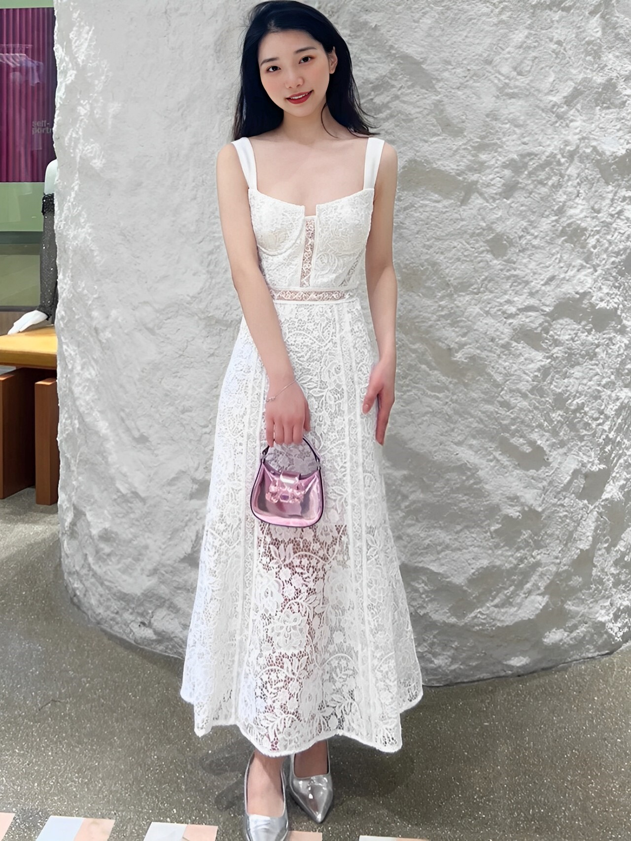 夏季新款白色性感水溶蕾丝钩花露肩重工高腰名媛无袖吊带连衣裙女