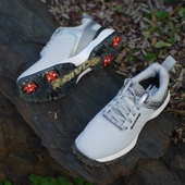 韩国国外贸新款 带钉防水避震防滑柔软舒适情侣男女 秋冬高尔夫球鞋