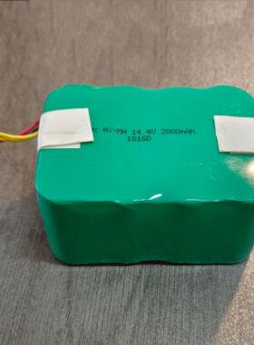 适用福玛特zj -c1扫地机器人电池14.4V3000充电电池