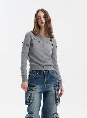 Three Quarters 24AW灰色时尚重工缝珠片花全羊毛开衫百搭毛衣女