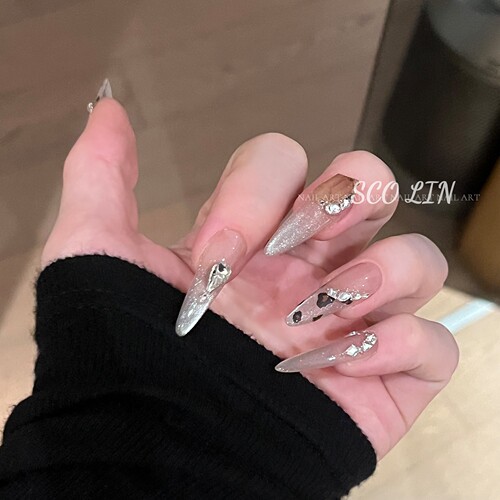 简约猫眼豹纹超长杏仁穿戴甲