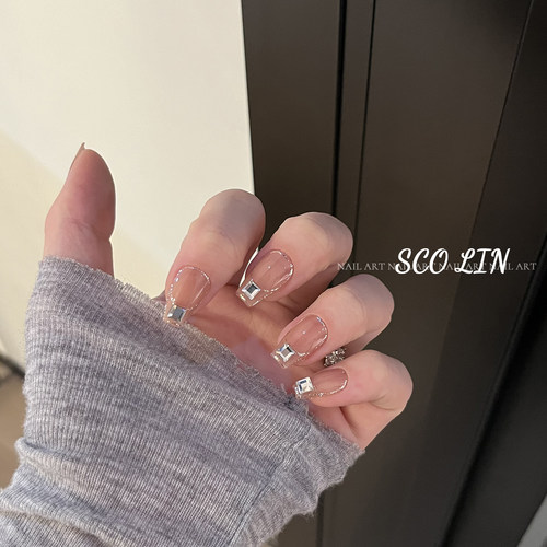 ScoLin私人定制穿戴甲