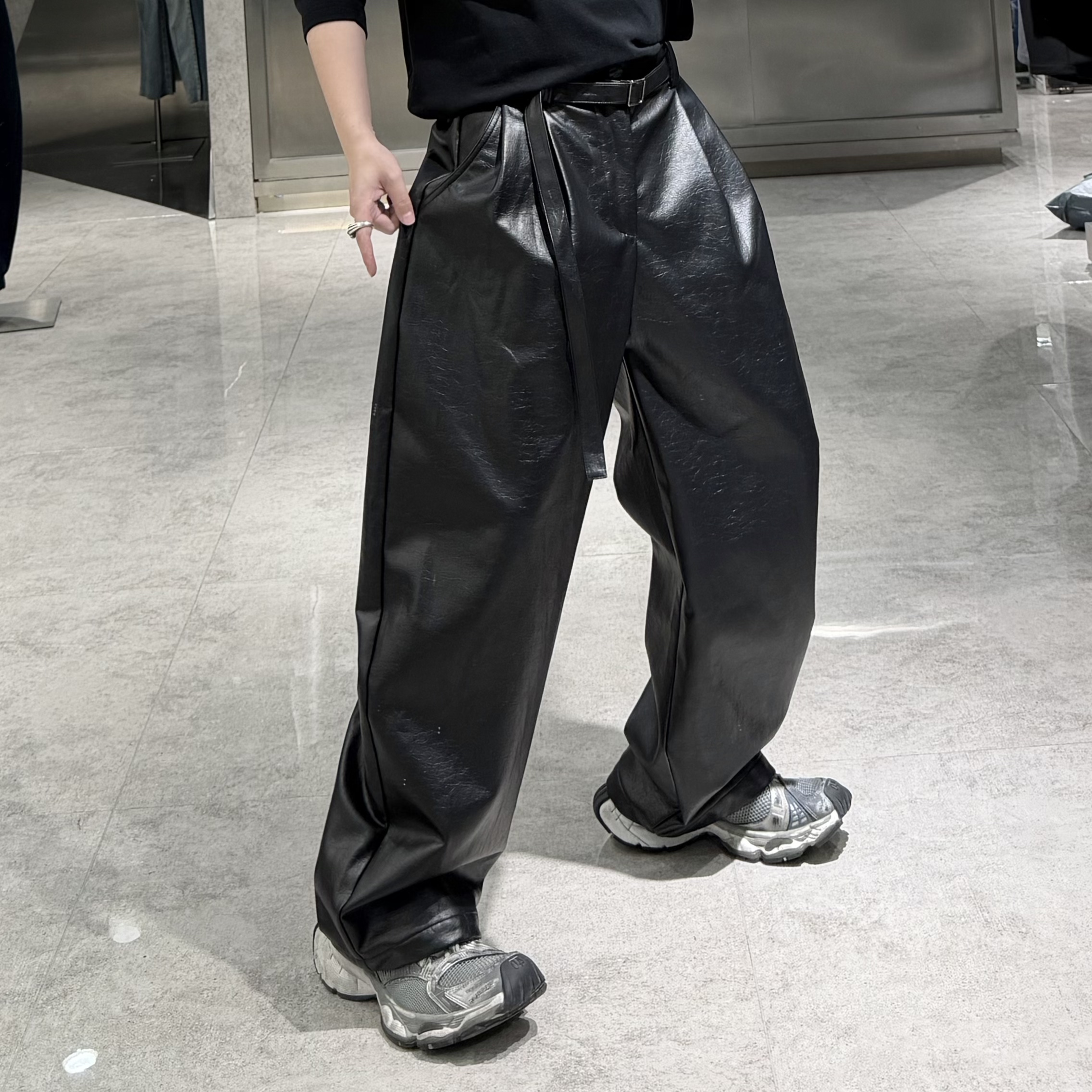 潮牌冬季加厚直筒皮裤男美式复古高级感pu皮宽松青年保暖阔腿裤潮