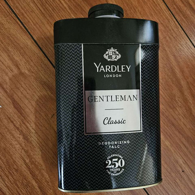 Yardley Gentleman Classic Deodorizing Talcum Powder 8.8oz