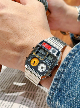 复古方块多功能中性手表户外运动钢带防水测温计时秒表闹钟电子表