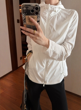 摩登197运动风连帽拉链冲锋衣女2026春新款显瘦百搭夹克外套2F019