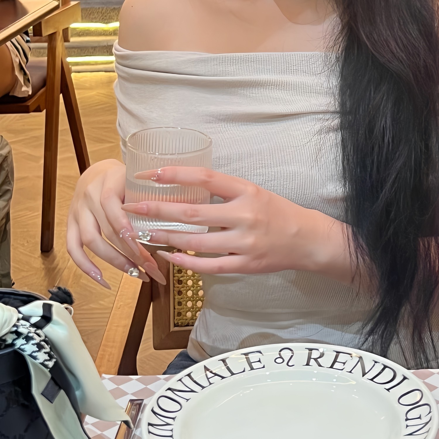 纯欲千金裸色魔镜钻戒手工穿戴甲假指甲贴片婚甲孕妇美甲高级,彩妆/香水/美妆工具,穿戴甲/甲片,淘宝优惠券,粉丝福利购,淘宝优惠卷