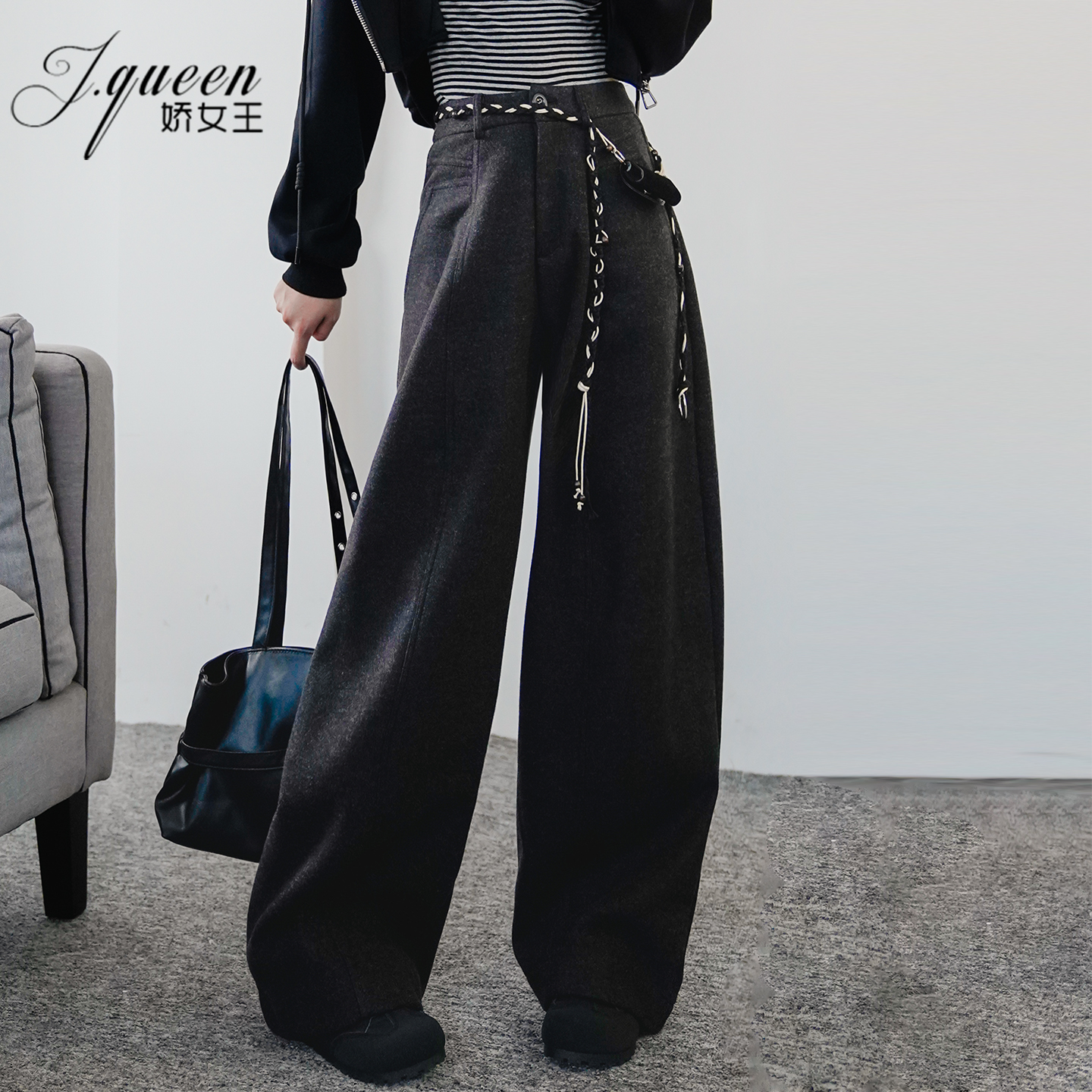 娇女王弯刀毛呢阔腿裤女