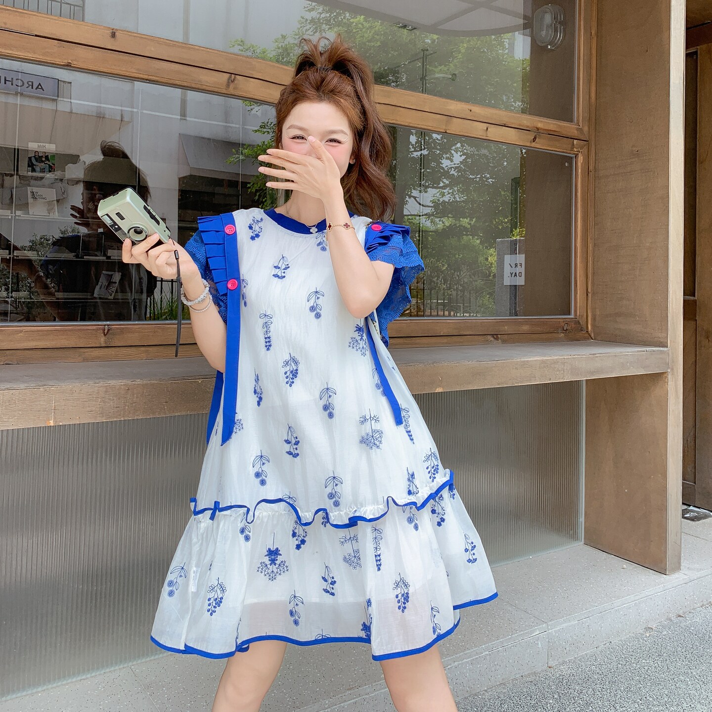 高质感穿搭中裙连衣裙夏季公主气质短袖碎花刺绣拼接显瘦洋气蓝色,女装连衣裙,2C161