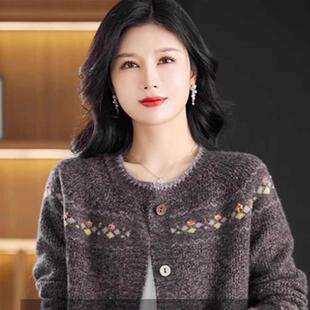 秋冬新款妈妈花纱针织女开衫大码宽松减龄毛衣外套短款羊毛衫外搭