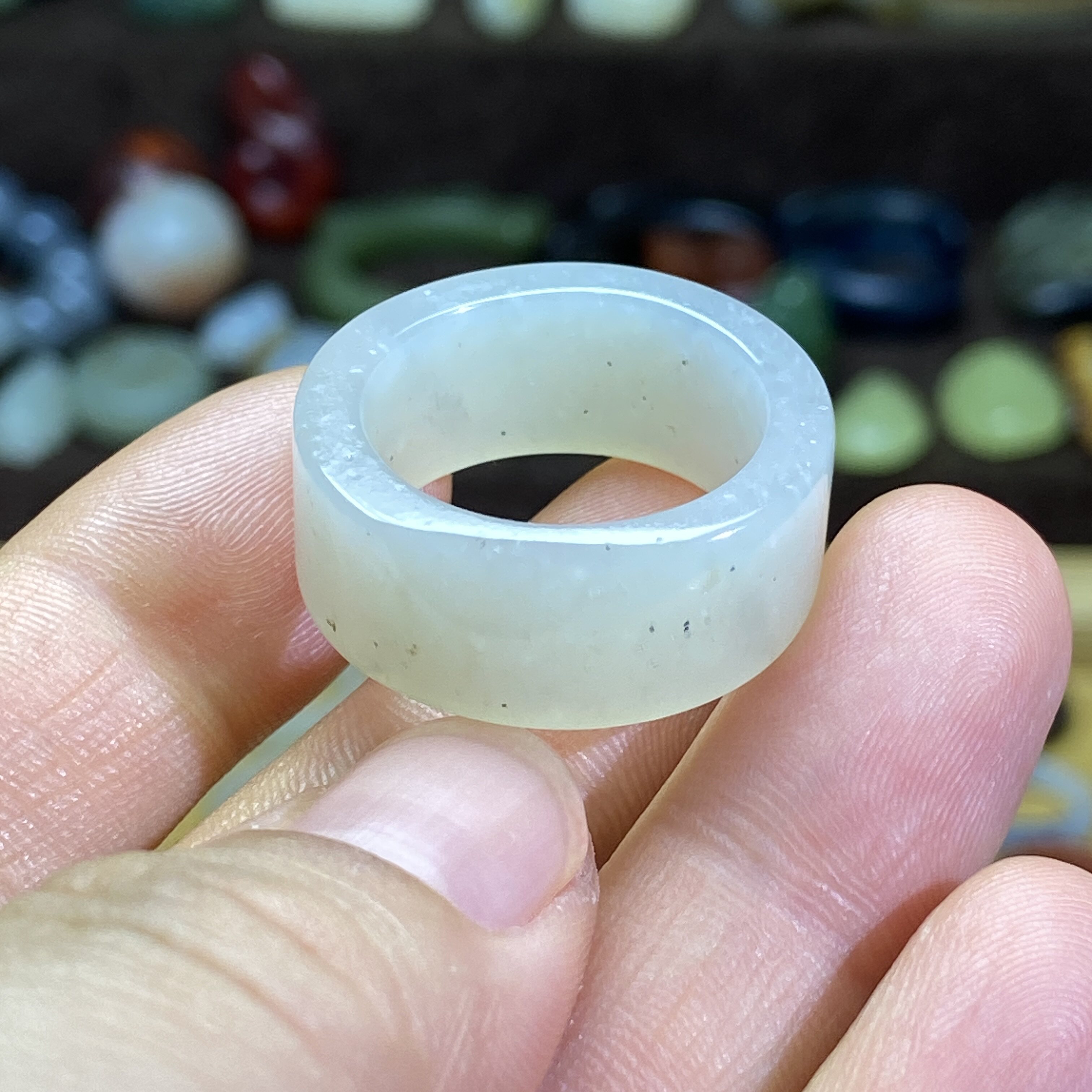 和田玉白青花籽料卡19直切戒指复古风戒圈玉环扳指文玩珠串跑圈
